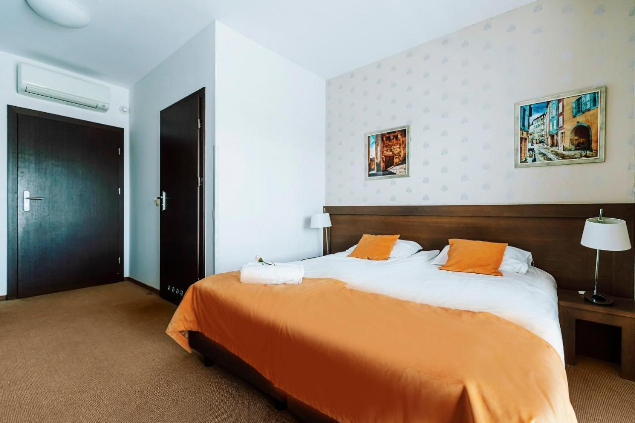 Hotel Willanova 卢布林 外观 照片